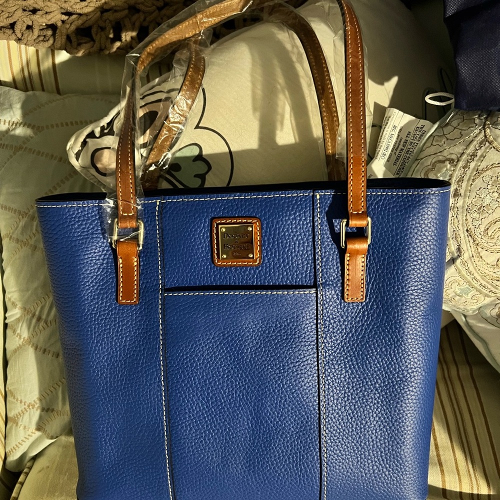 Dooney & bourke small Lexington Tote